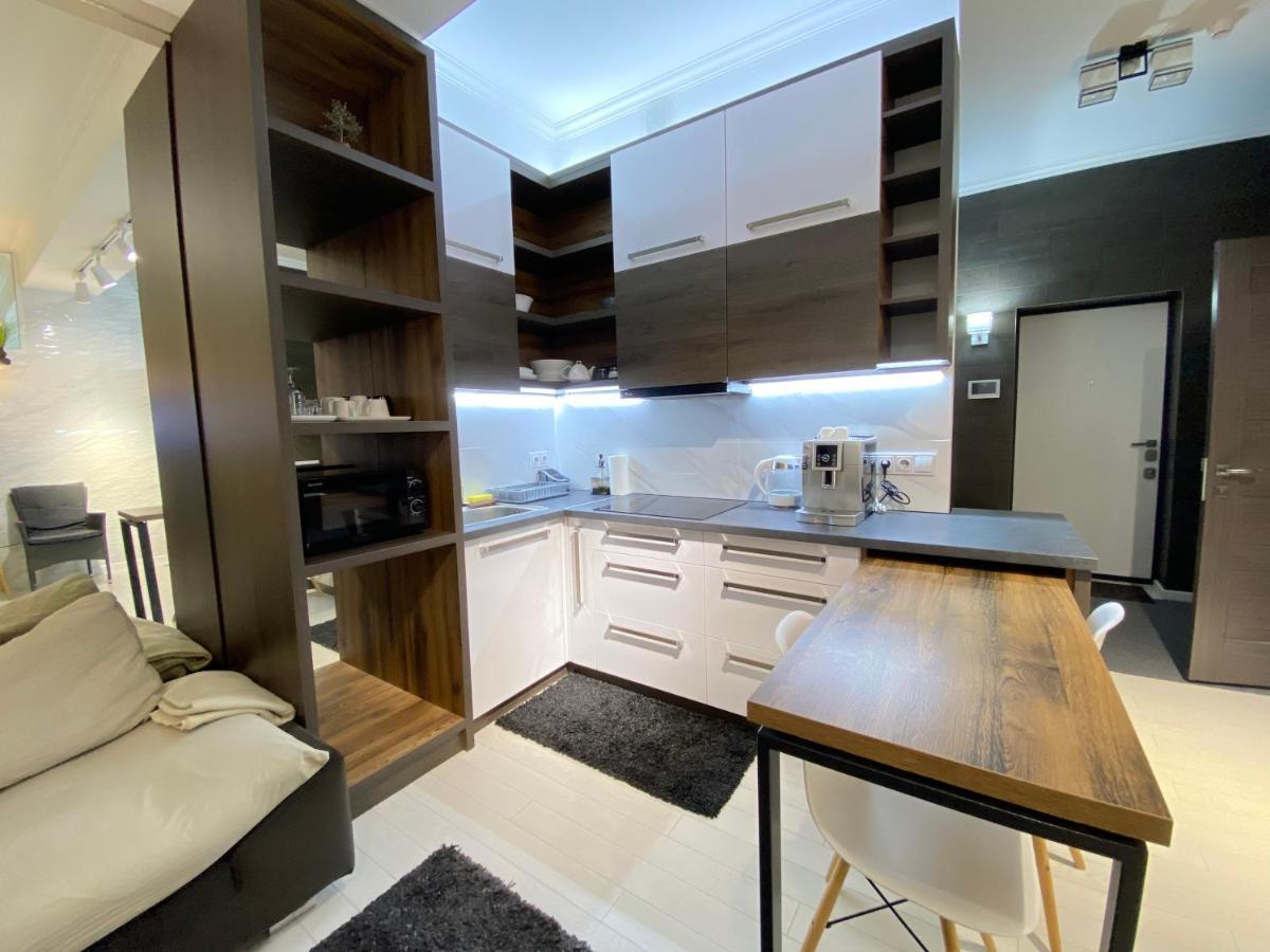 New Double Room Luxury Apartment In The Center Chişinău Esterno foto