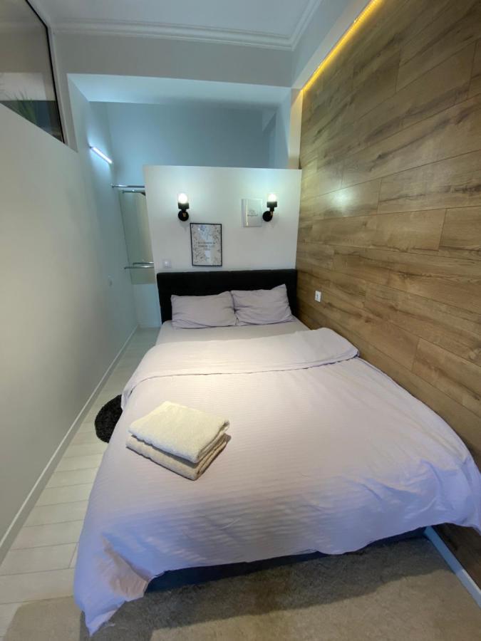 New Double Room Luxury Apartment In The Center Chişinău Esterno foto
