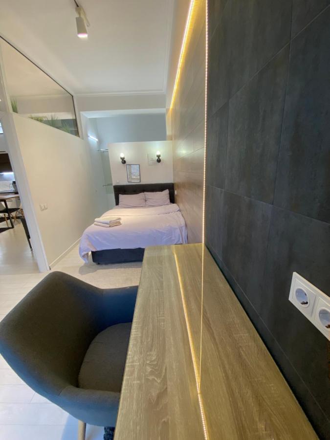 New Double Room Luxury Apartment In The Center Chişinău Esterno foto