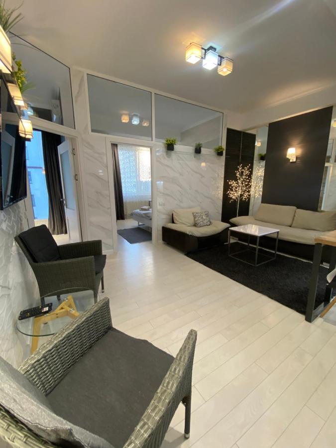 New Double Room Luxury Apartment In The Center Chişinău Esterno foto